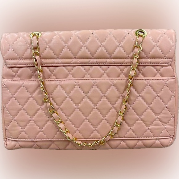 Badgley Mischka Vegan Leather Quilted Bag - Picture 3 of 9
